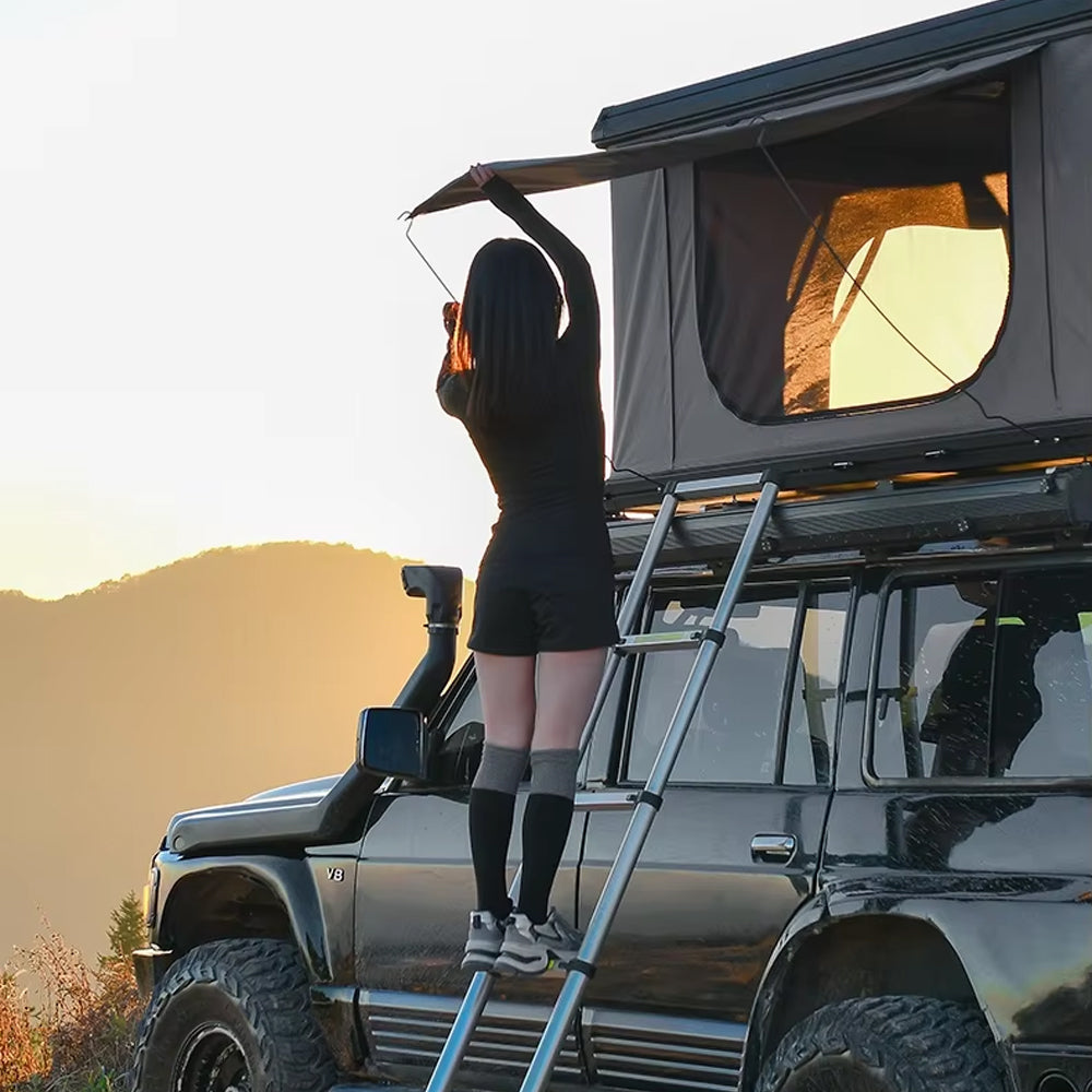Jiadrooe Titan T3073 Hard Shell Pop-Up Rooftop Tent with 360° Panoramic Views & Roof Crossbars